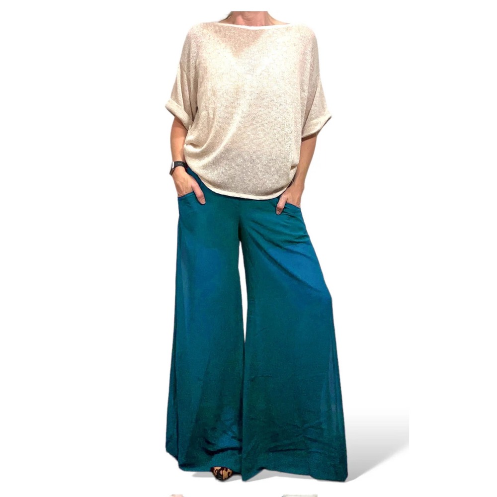 Uniq Sheer Wide Leg Pants w/Built In Shorts‎ Size Small NWT

 Brand: UNIQ
Style: